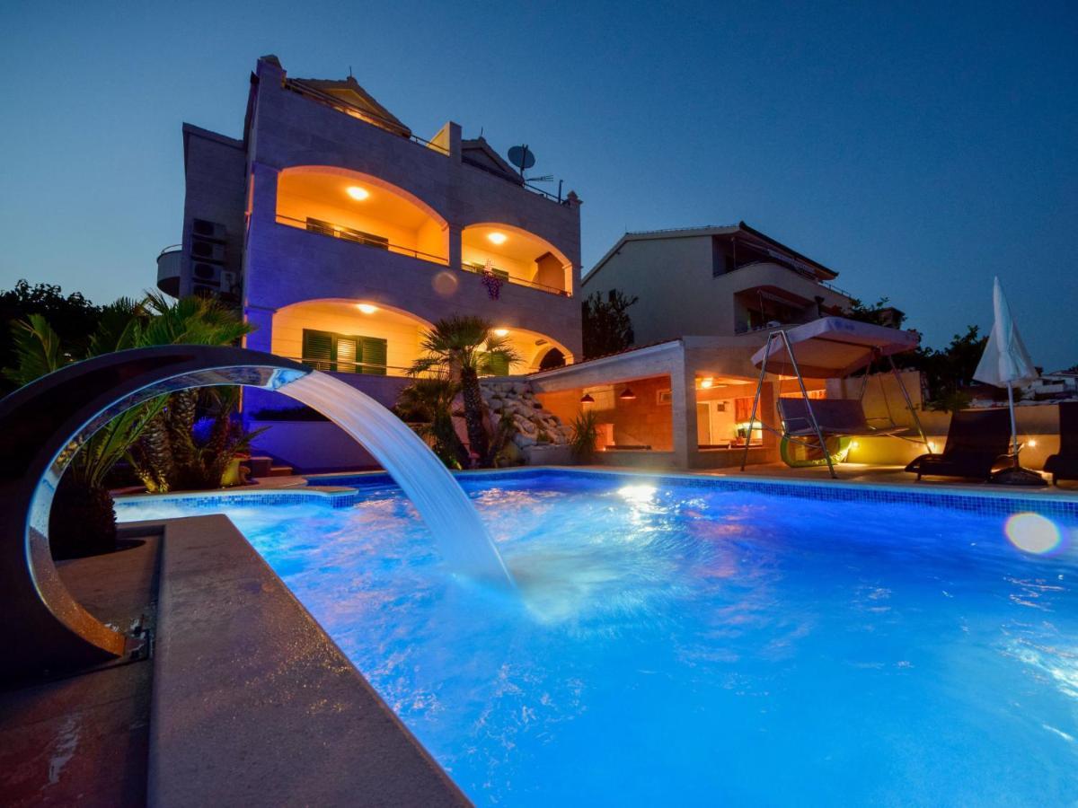 Apartment Villa Andjelka-6 By Interhome Trogir Eksteriør billede